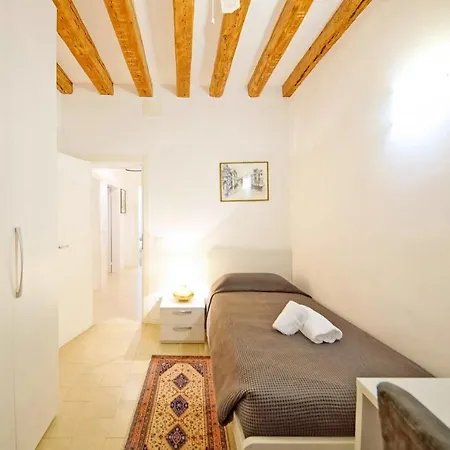 Apartment Dolcevita N 489 San Marco Venice